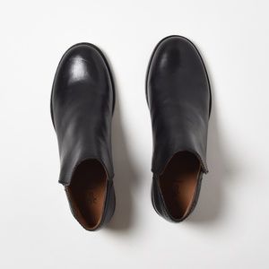 Frye Elyssa Shootie Short Boot Size 6